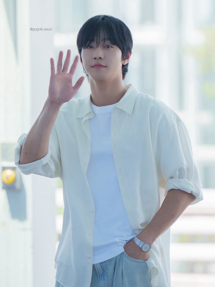 250728 ICN 출국3

🫶

#アンヒョソプ　
#안효섭　#安孝燮　#AHNHYOSEOP