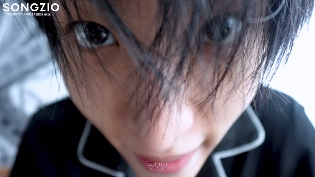 ★ (@centerhwa) on Twitter photo 