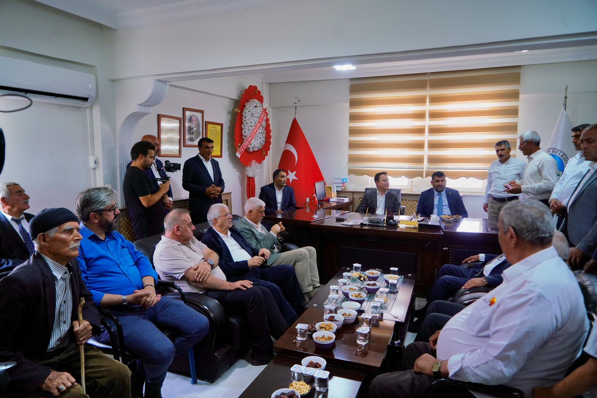 Bilal ERCAN (@bilalercan49) on Twitter photo Bulanık İlçemizi, Rüstemgedik ve Sarıpınar beldelerimizi ziyarete gelen Genel Başkanımız Sayın <a href="/alibabacan/">Ali Babacan</a>, <a href="/medeniylmz/">Dr. Medeni Yılmaz</a>, <a href="/keremaltun65/">Kerem Altun</a>, <a href="/KaracaSeyit/">Dr.Seyit Karaca</a>, <a href="/ABurcinYereli/">Prof.Dr. Ahmet Burçin Yereli</a>, <a href="/omer_sahinn/">Ömer Şahin</a>, <a href="/UmutDayanan/">Umut Dayanan</a> <a href="/burhanaksoy/">Av.Burhan Aksoy</a> <a href="/zeynep_sudan/">Zeynep Sudan</a> Mehmet Erdogan başkanlarıma yönetimim adına teşekkür ederim. Bulanık İlçemizi, Rüstemgedik ve Sarıpınar beldelerimizi ziyarete gelen Genel Başkanımız Sayın <a href="/alibabacan/">Ali Babacan</a>, <a href="/medeniylmz/">Dr. Medeni Yılmaz</a>, <a href="/keremaltun65/">Kerem Altun</a>, <a href="/KaracaSeyit/">Dr.Seyit Karaca</a>, <a href="/ABurcinYereli/">Prof.Dr. Ahmet Burçin Yereli</a>, <a href="/omer_sahinn/">Ömer Şahin</a>, <a href="/UmutDayanan/">Umut Dayanan</a> <a href="/burhanaksoy/">Av.Burhan Aksoy</a> <a href="/zeynep_sudan/">Zeynep Sudan</a> Mehmet Erdogan başkanlarıma yönetimim adına teşekkür ederim.
