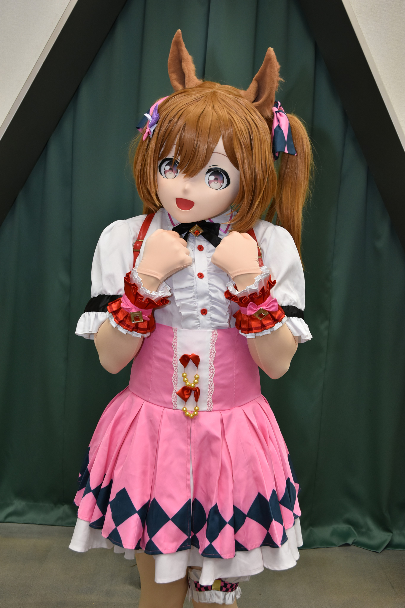目が笑っていない着ぐるみたち　未開封１カートン（１６０個） 目が笑ってない着ぐるみたち - LINE スタンプ | LINE STORE
