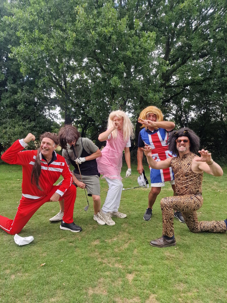 hannahgolf96's tweet image. Over £2700 raised for @bloodcancer_uk on the Beat The Pro Tee at Weald Of Kent Golf Club ⛳️ .  @wealdofkent

Thank you for having me as your beat the pro and all for being so generous with your donations 🙌 🤩 

#golf #golfswing #golfing⛳️ #golfinstructor #golfcoach