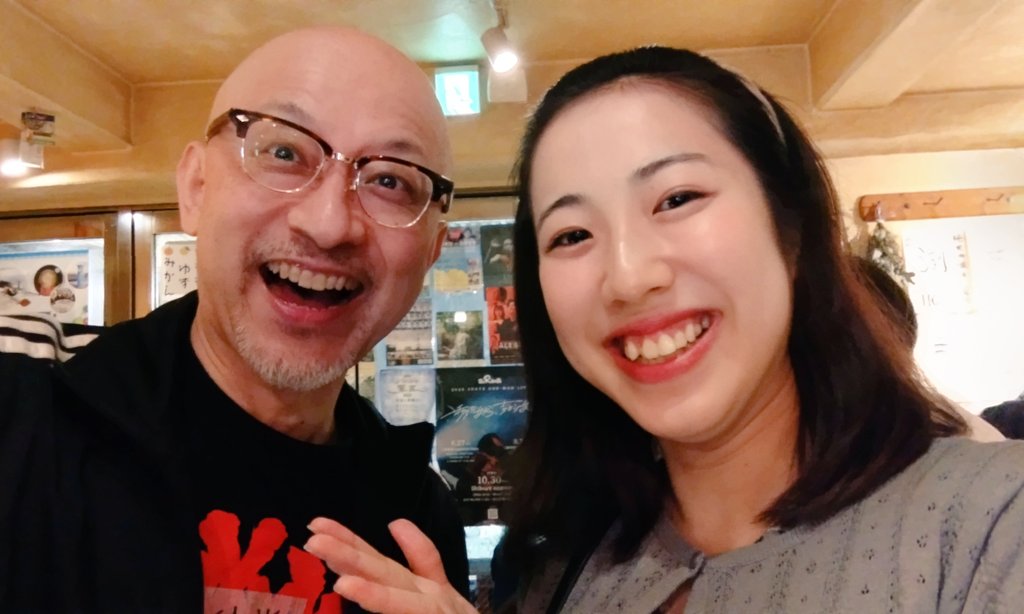 toRmansion『走れ☆星の王子メロス』粗通しをしてみての個人的な感想。そんなに盛り沢山にしてって誰が頼んだ！？って感じ。海外の演劇とか大道芸のフェスで色んな国の人たちを一気に観た感じ。
tormansion.com/2025audition
高校の同級生の姪っ子も出演。よろしく頼んだぞって脅されてる😅
#岩澤菜々夏