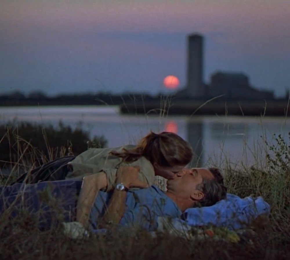 Jopolkadot's tweet photo. Summertime

David Lean
1955 https://t.co/CIYYuyyzJ5