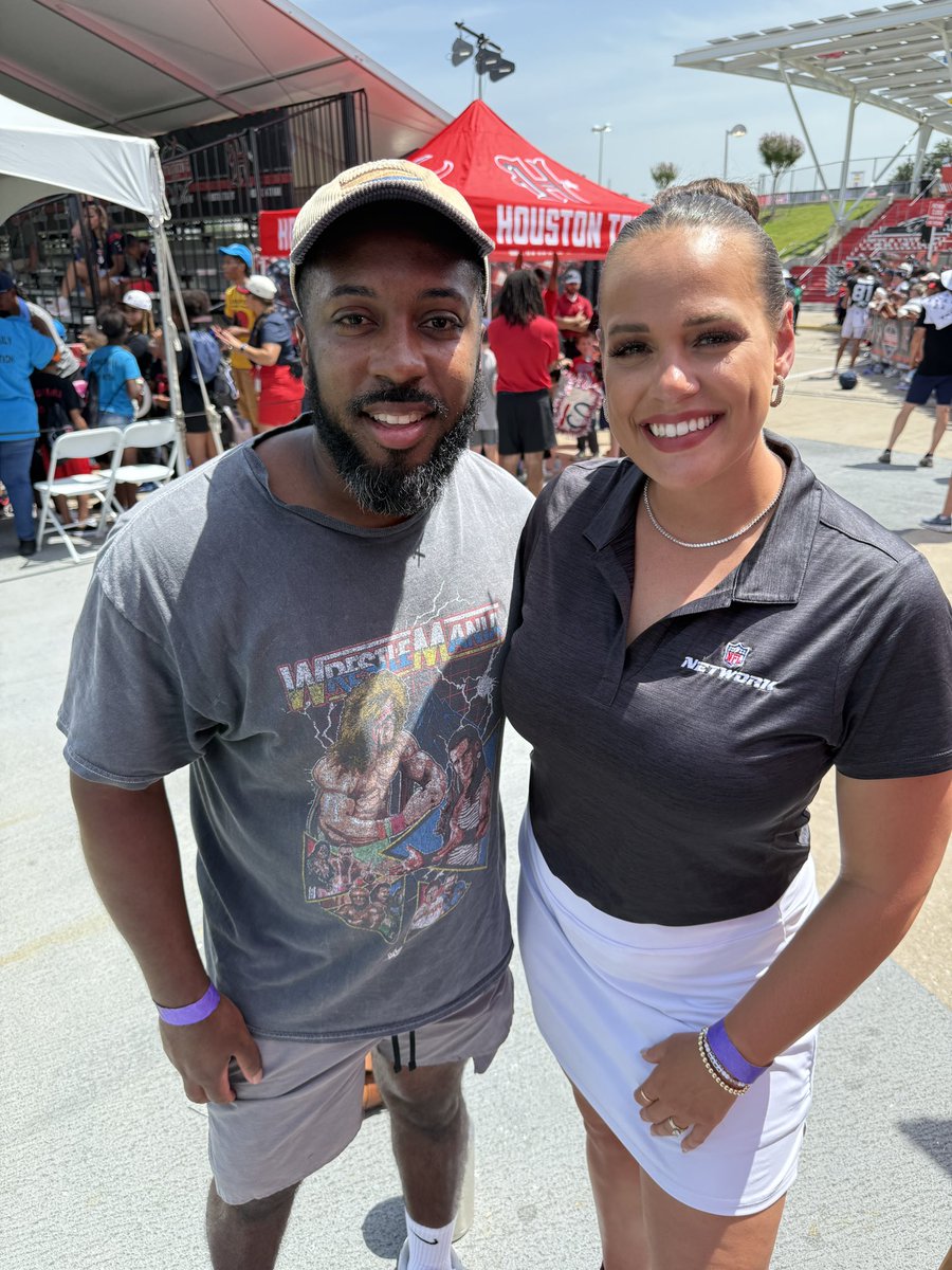 I love running into old pals! <a href="/jonmalexander/">Jonathan M Alexander</a>