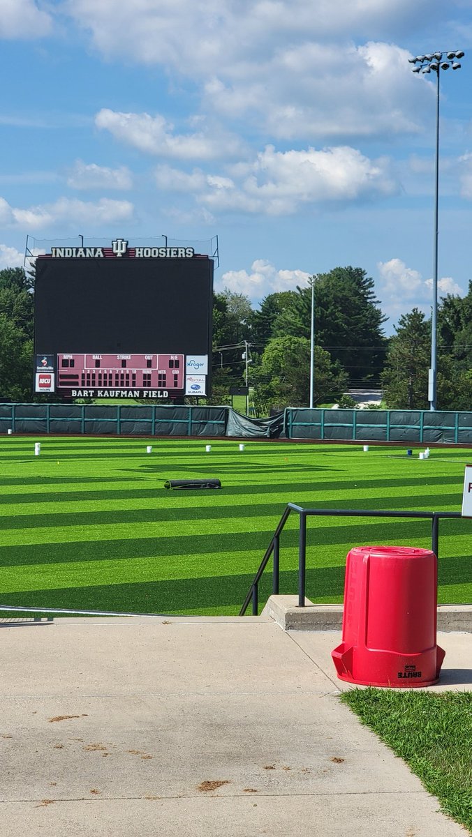 INtheHoosierSt's tweet image. Green on green IU trident #iubase
Would have liked a crimson script Indiana, myself, but this is nice