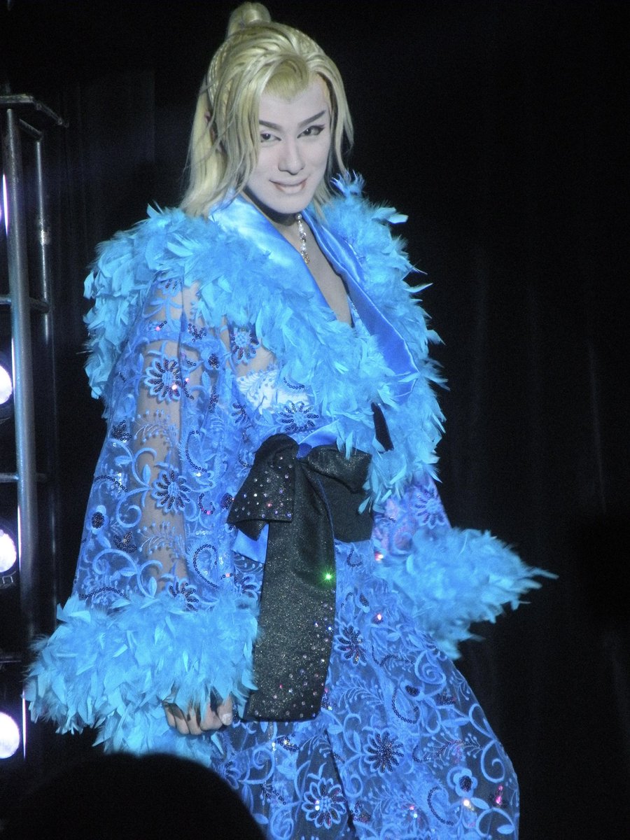 あとりえ汐栞(しおり) 大衆演劇 大衆演劇衣装 舞台衣装