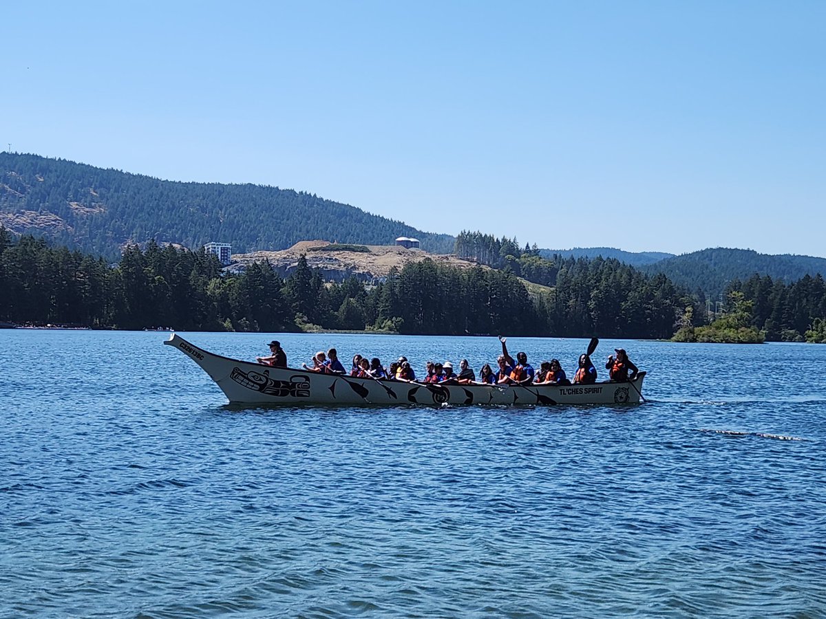 Last week, West Shore RCMP’s Community &amp; Indigenous Policing Unit joined the Game Ready Program for a sunny paddle on Langford Lake. Officers provided safety gear, paddles, instruction &amp; the Tl’Ches Spirit canoe. 

“The Game Ready Program shares many of the same goals we have