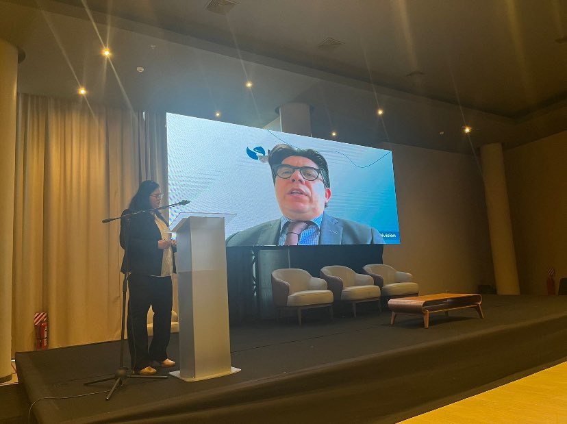 Hoy RELAC presente en Paraguay 🇵🇾 discutiendo los nuevos retos de altas demandas como centros de datos para el sector eléctrico ⚡️ intercambio de experiencias con 🇭🇳 🇺🇾 🇨🇷 🇩🇴 Muchas gracias <a href="/ViceMinas/">Viceministerio de Minas y Energía</a> como presidente pro-témpore de la iniciativa!