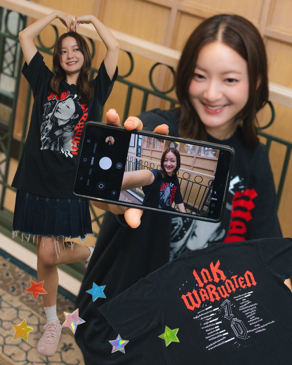 📢 #InkWaruntornสิบปีว่าไม่เท่าตาเห็นConcert Official Merchandise 💖🔟👀

💓 INK Warunten T-Shirt : 850.-

💓 10-Year Shuffle Random Song T-Shirt : 750.-
💓 INK Warunten Sweater : 1,790.-
💓 Salapao Moodaeng Pillow &amp; Blanket Set : 1,290.-
💓 Warunten Deep Blue Cap : 590.-
💓 Ten