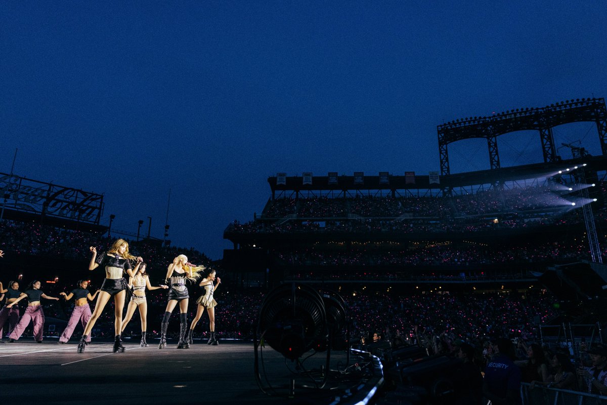 Citi Field (@citifield) on Twitter photo How’d you like that? 😉🖤🩷
📸: YG Entertainment How’d you like that? 😉🖤🩷
📸: YG Entertainment