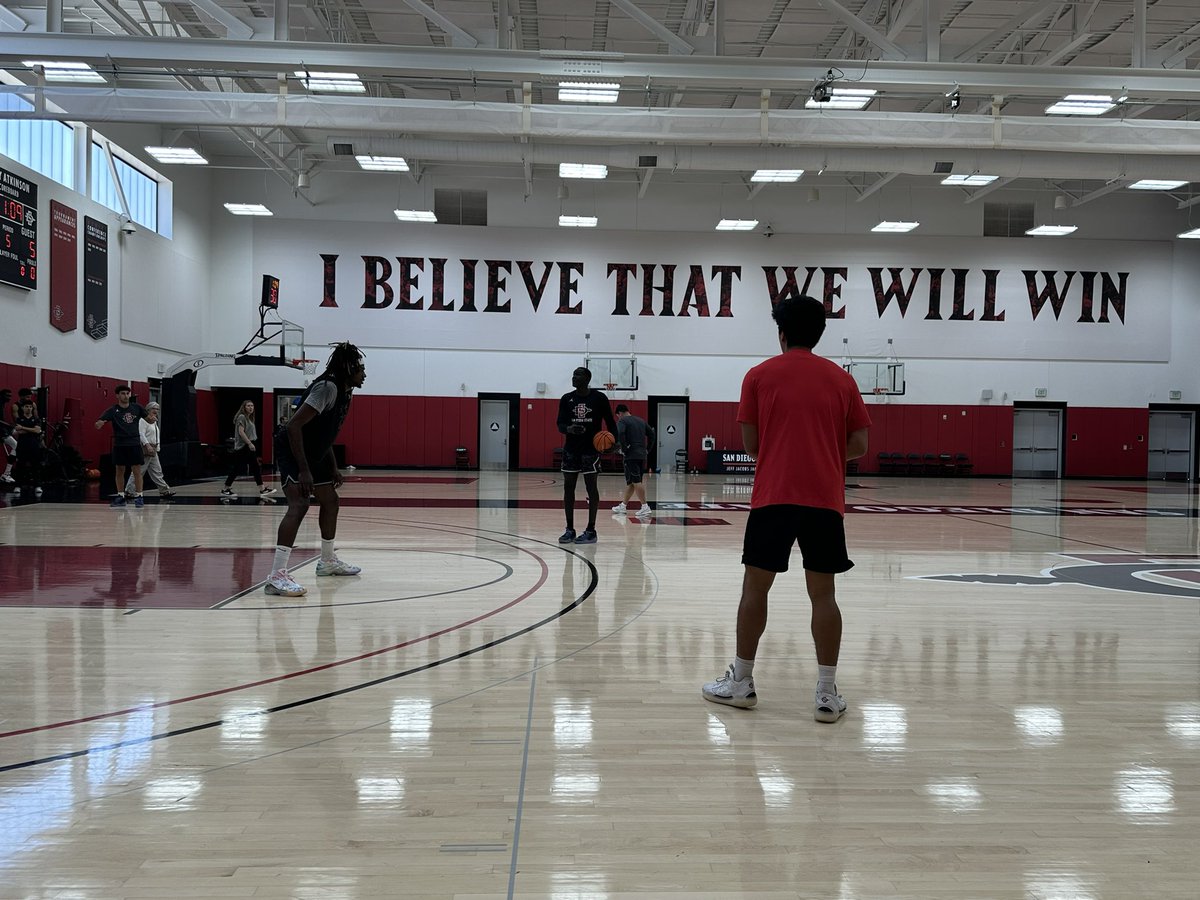 🏀West Coast Tour🏀

Stop #1: On the Mesa <a href="/Aztec_MBB/">San Diego State Men's Basketball</a> 

NCAA tourney 2025
Sweet 16 2024 (2 of last 3 seasons)
National Runner Up 2023

Coach Dutcher &amp; staff have made the Aztecs a perennial national power consistently in the Top 25 &amp; beyond #AlamoCityHoops