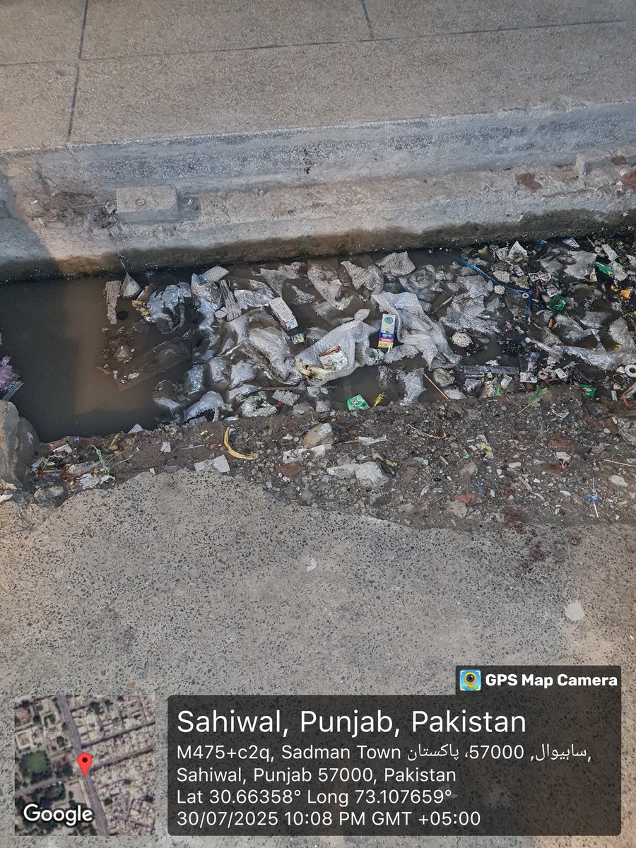 <a href="/CMComplaintCell/">Chief Minister’s Complaint Cell</a> <a href="/Sh_pmls/">Sheikh Arslan</a> <a href="/MaryamNSharif/">Maryam Nawaz Sharif</a> "محترم،
ہمارا معاملہ تاحال حل نہیں ہوا ہے، اور افسوس کے ساتھ کہنا پڑتا ہے کہ آپ کو اس حوالے سے غلط معلومات فراہم کی جا رہی ہیں۔
جو تصویریں آپ کو دکھائی گئی ہیں، وہ اس مقام کی ہیں جہاں یہ کام برسوں سے رکا ہوا ہے۔ اس مقام سے آگے یہ کام کافی عرصہ دراز سے بالکل نہیں چل سکا۔ اسی لیے