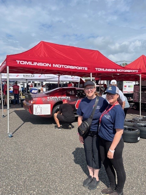 Un énorme MERCI à TWOth Autosport de s'être associé à nous cette année à l'occasion de la course NASCAR Canada, qui s'est déroulée du 25 au 27 juillet!

Plus qu’un spectacle, le rugissement des moteurs a généré un impact réel pour les Canadiens et Canadiennes touchés par les