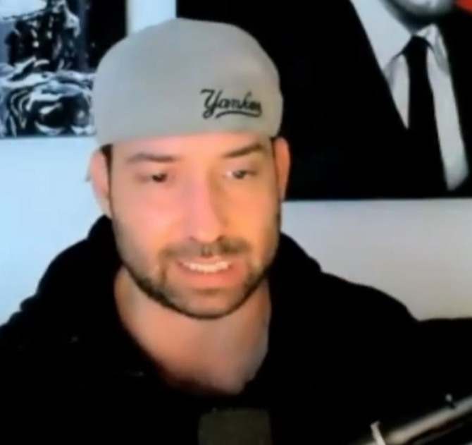 GRPofthelibrary's tweet photo. Gonna ask my boss for my paycheck in SV Coins. #ReadMoreBooks #SmartMoves #CurrencyOfTheFuture #BigWinner #Collusion #TopG https://t.co/vmR47IOHJX
