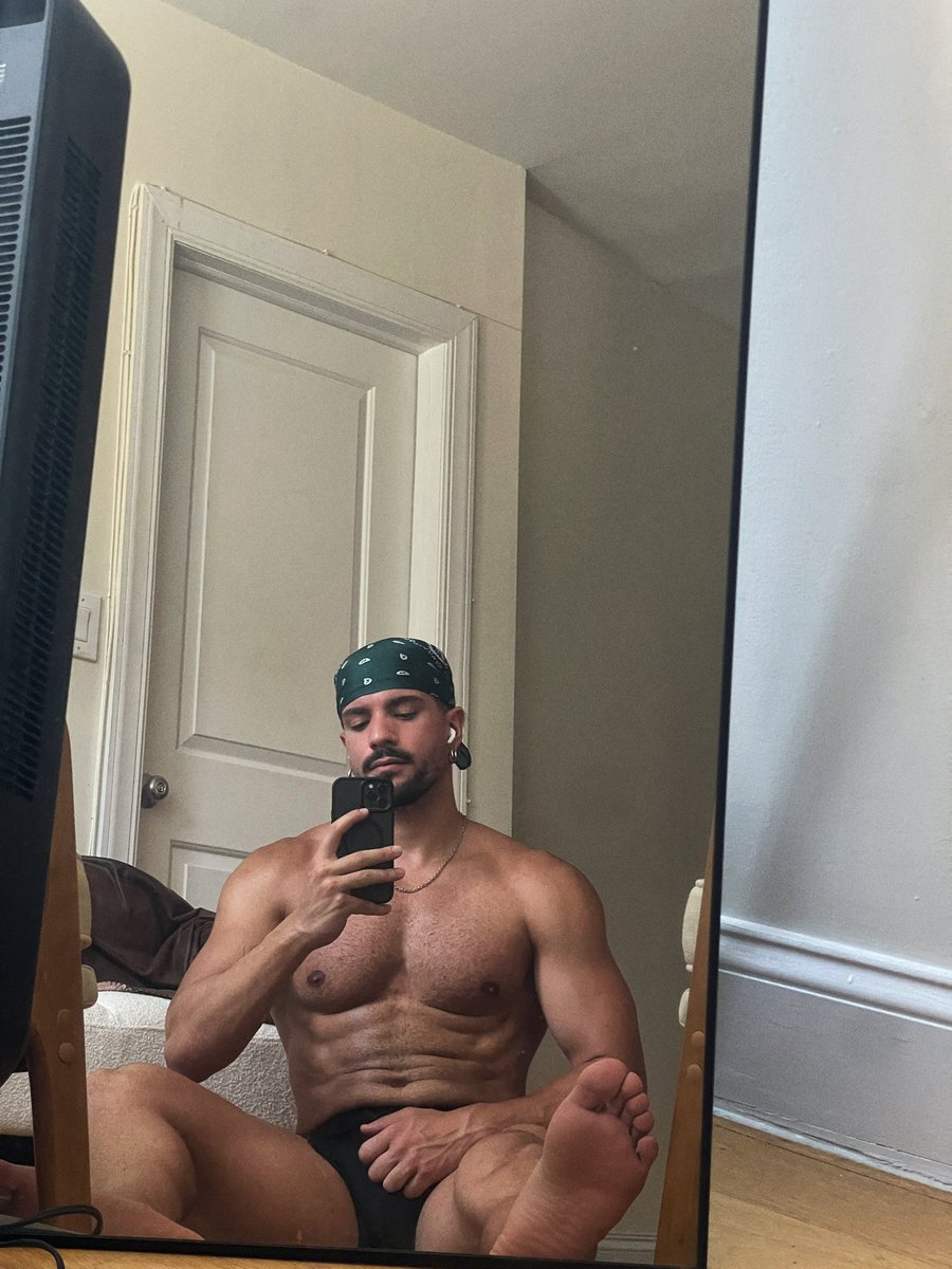 Draco Deimos tweet media