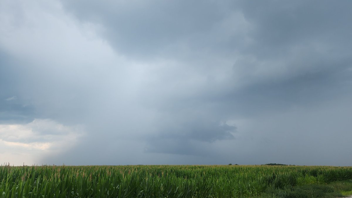 Storm near Jasper, Ontario 1:47pm #onstorm