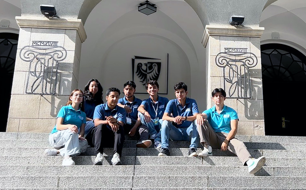 #Queretaro Estudiantes de <a href="/UTSanJuan/">UT San Juan</a>  fortalecen su formación en Polonia ladehoy.com.mx/estudiantes-de…