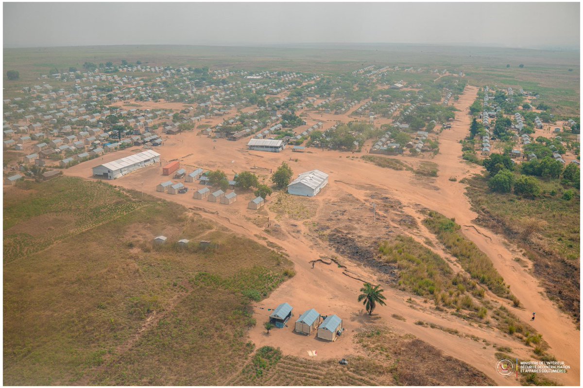 🔹Buemba 🇨🇬 
Instant de partage et réconfort avec nos compatriotes venus du territoire de Yumbi réfugiés en République du Congo 🇨🇬