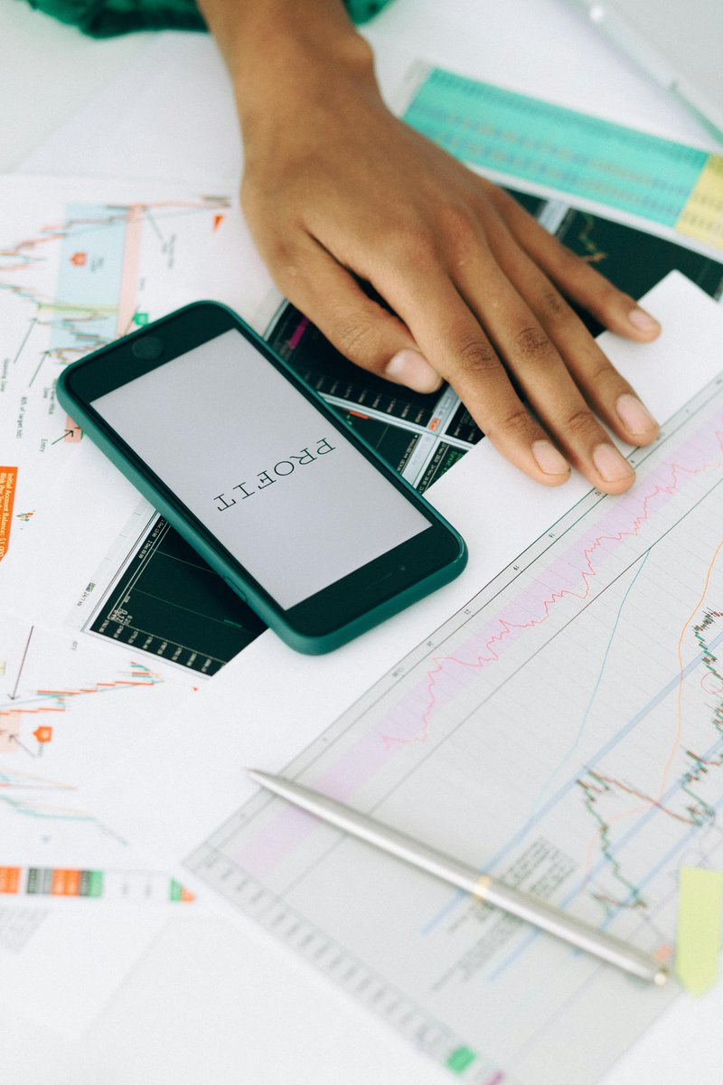 #CapricornExperience | Have you ever invested in a company? Did you feel you got your money’s worth?  

Share with <a href="/Hlekanis/">Hlekani Shikwambana</a> on WhatsApp: 079 899 6226.
