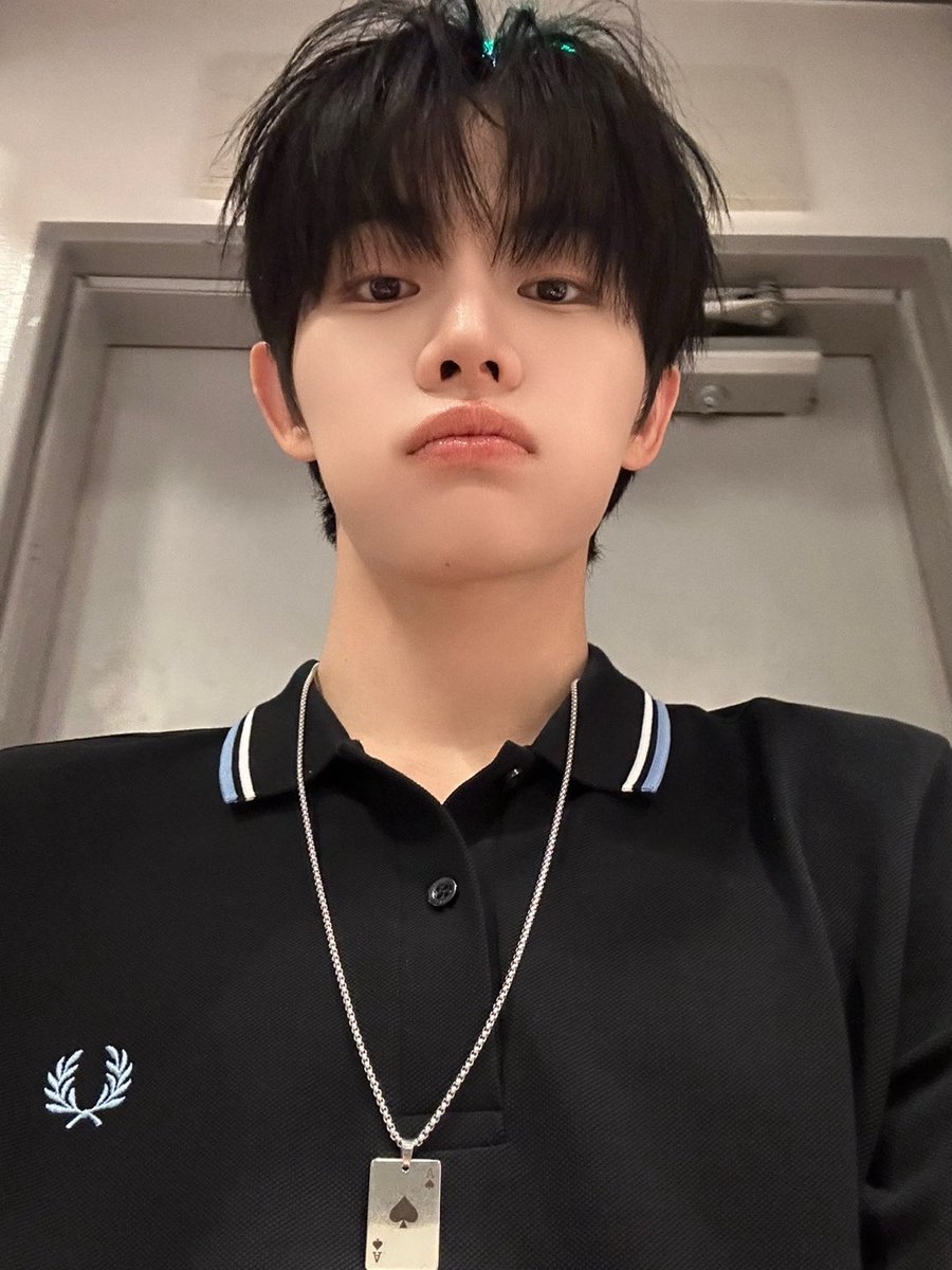 🙃

#전민욱 #JEONMINWOOK
#CLOSEYOUREYES #클로즈유어아이즈
#클유아 #CYE