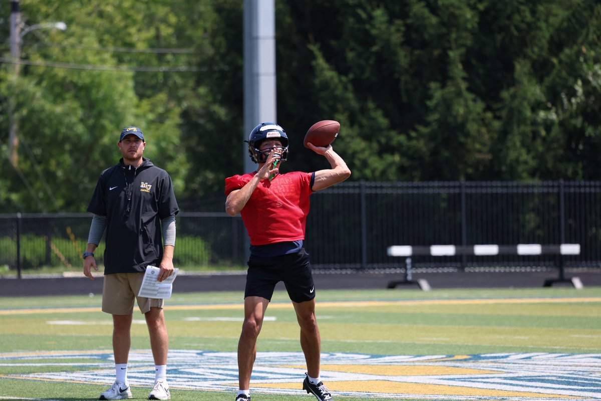 Marian Football tweet media