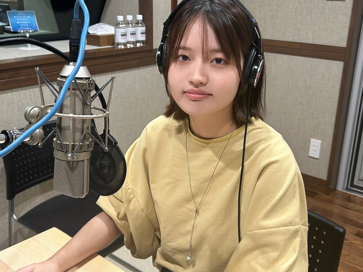 mitsui_sakino's tweet photo. ��日はMIT STUDIOさんの方でボイスサンプルを収録してきました!🎧
少しずつ慣れてきた気がするけど、やっぱり毎回緊張する…!
ちゃんとしたスタジオで収録していただくと、自分の課題がより分かりますね…。
でも少しずつ前に進めてる気がする!
もっともっと頑張ろう…!!💪
#MITSTUDIO https://t.co/1xyPMaZN3l