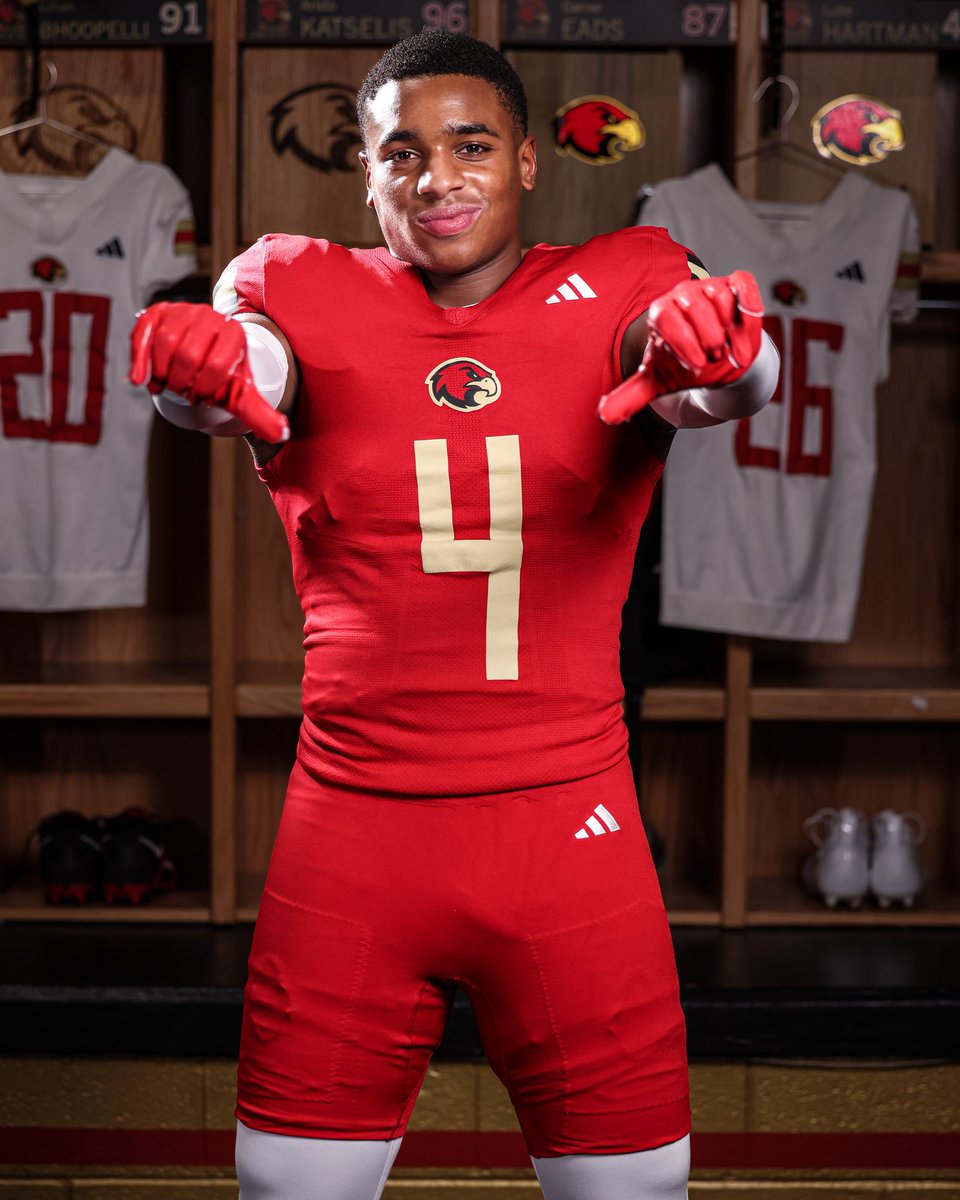 Crushboy31's tweet image. Sr Season loading up! #LetsGetIt #4 #21