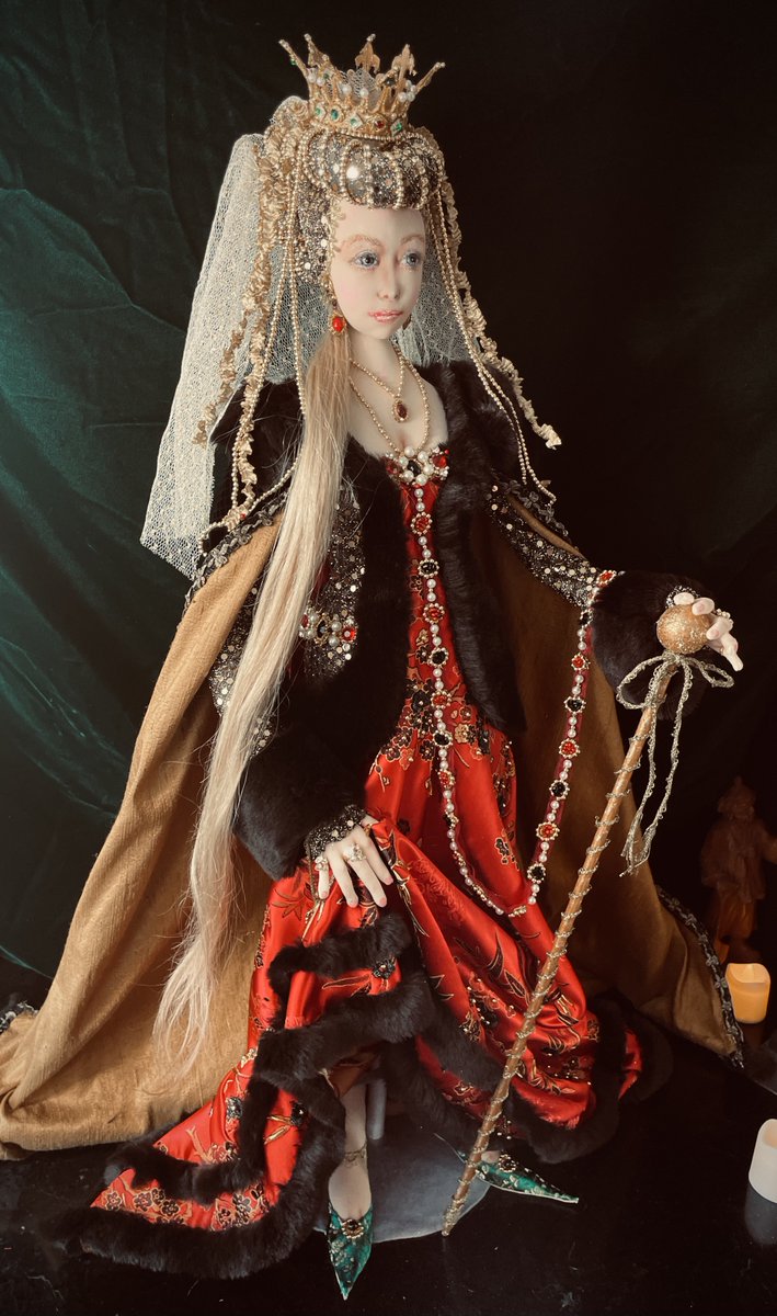 TheDavidCairns's tweet image. Discover the art of historic dollmaking and the creativity behind it! 🧵✨ Join the journey into the fine arts with Lady of Finavon. Explore more at wix.to/nsUZcmq #Dollmaking #FineArts #Creativity