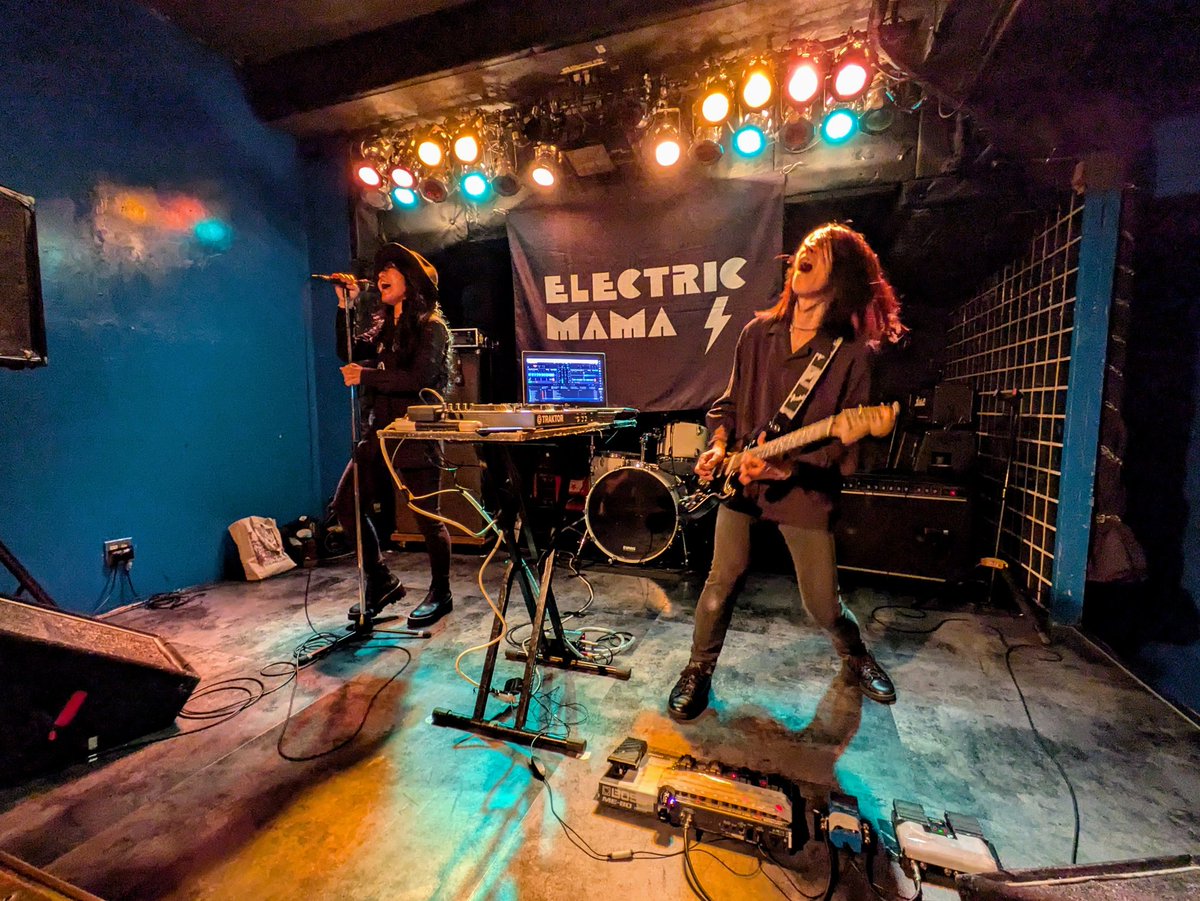 ELECTRIC MAMA (@ELECTRICMAMA69) / X