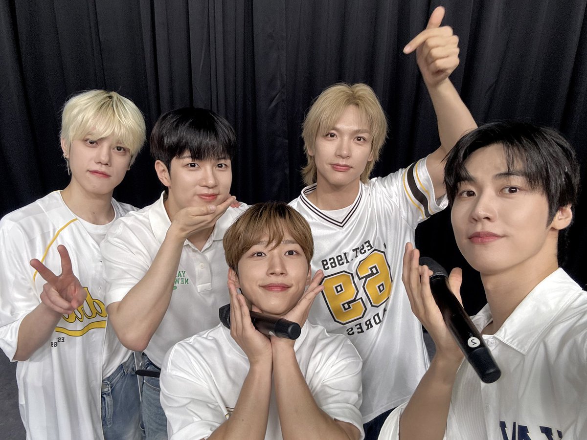 [📸] 2025.07.30 N.Flying 2nd Album [Everlasting] VIDEO CALL EVENT &amp; FAN SIGN EVENT (SOUNDWAVE)

#NFlying #엔플라잉 #Everlasting #에버래스팅 #만년설