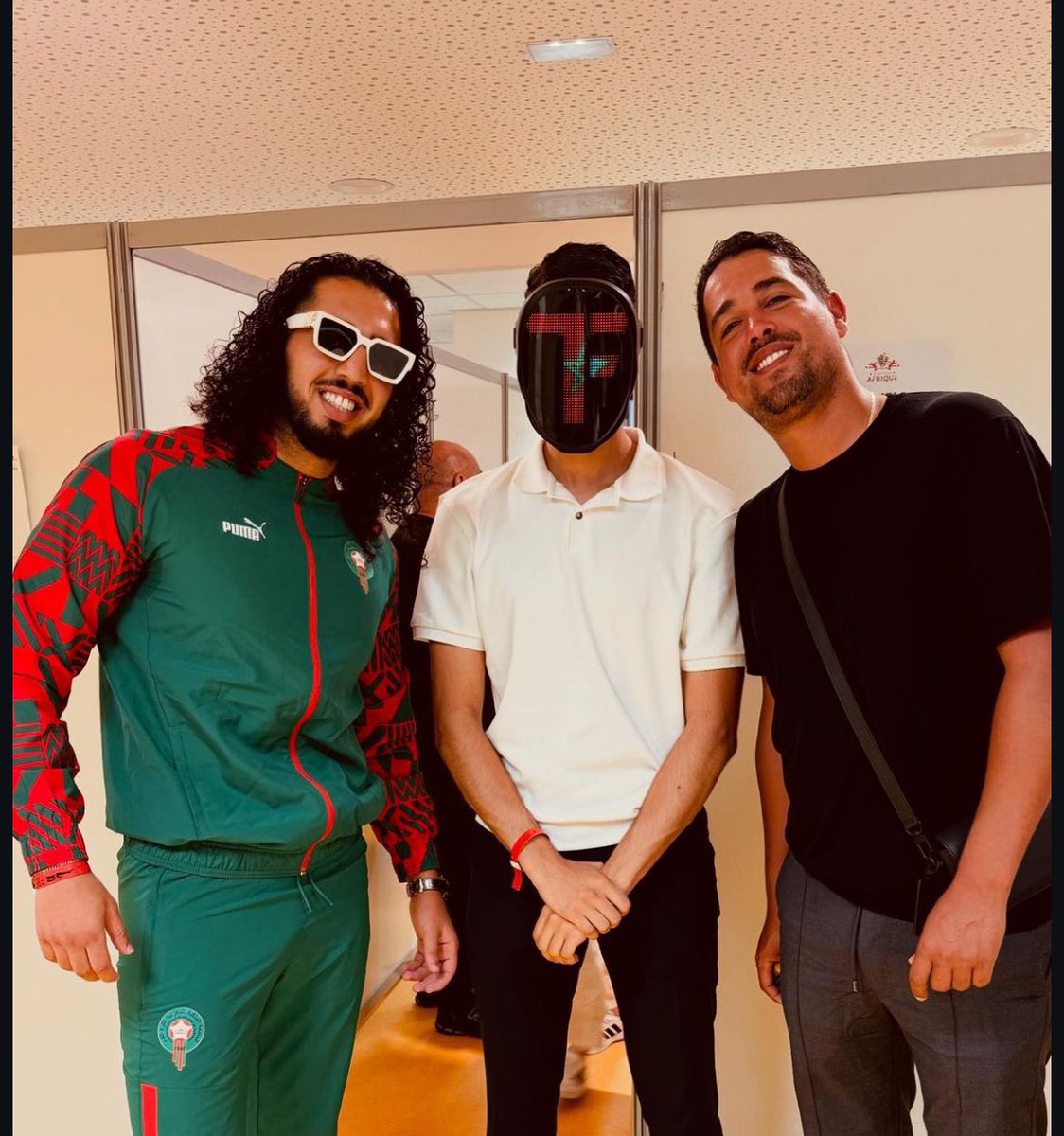 🗣️ LAZER à propos du projet 100% MAROCAIN 🇲🇦 :

« 𝘙𝘋𝘝 𝘱𝘰𝘶𝘳 𝘭𝘢 𝘊𝘈𝘕, 𝘭𝘦 𝘱𝘳𝘰𝘫𝘦𝘵 𝘦𝘴𝘵 𝘣𝘰𝘶𝘤𝘭𝘦́ ✅ »

Vous êtes hype ?