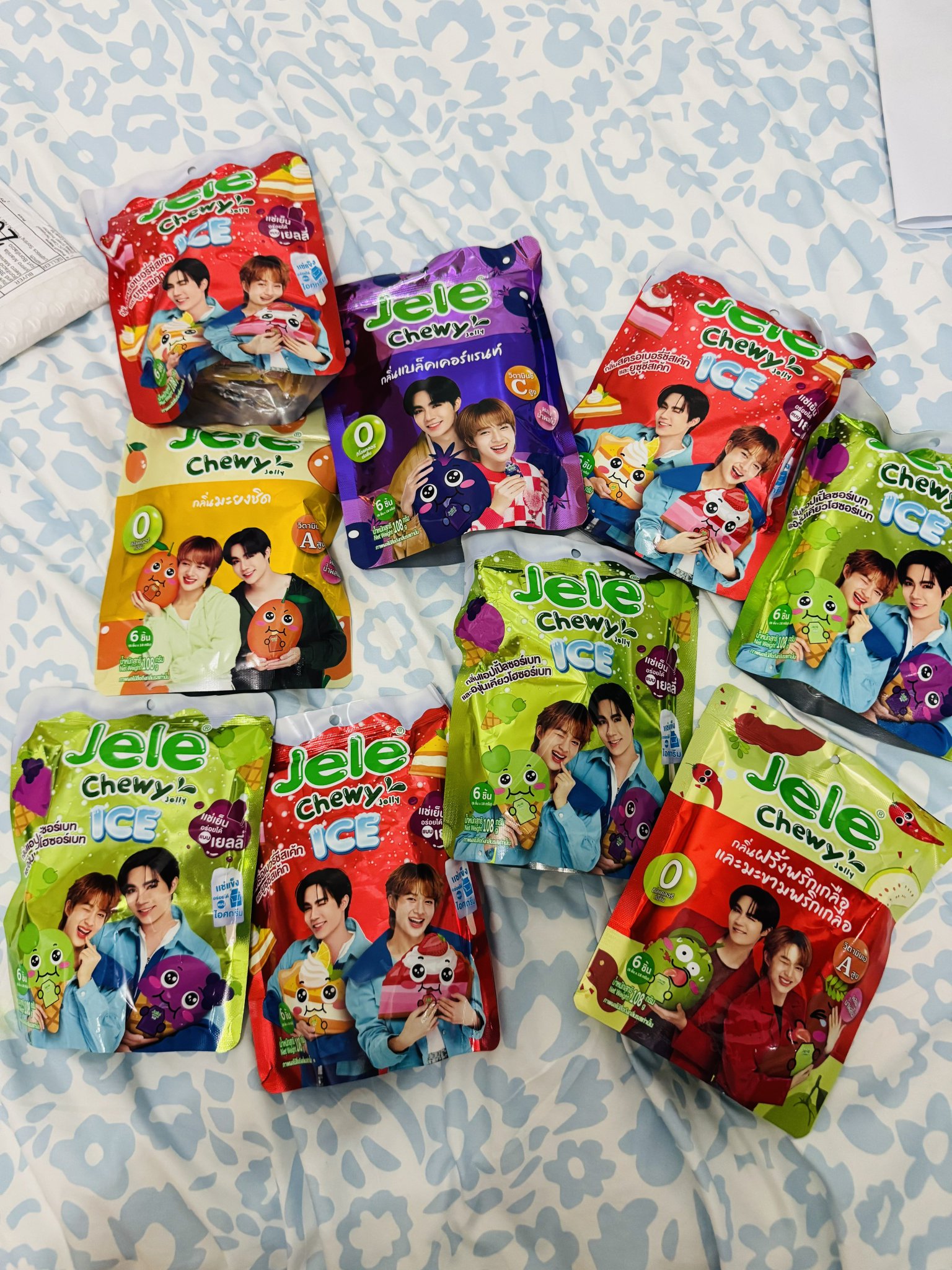 Jele Chewy ICE ZeeNunew+トレカ入り 新商品 NEW!!⭐︎Jele Chewy ZeeNunew じぬぬ ICEトレカ入り⭐︎ - メルカリ