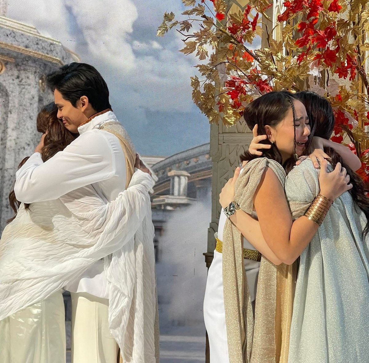 Ybrahim &amp; Amihan welcoming Mira &amp; Lira in Devas 😭🩵

That's their OG babies.. oh my heart, I will surely cry when this scene is aired 😭

#SanggreNewCostume