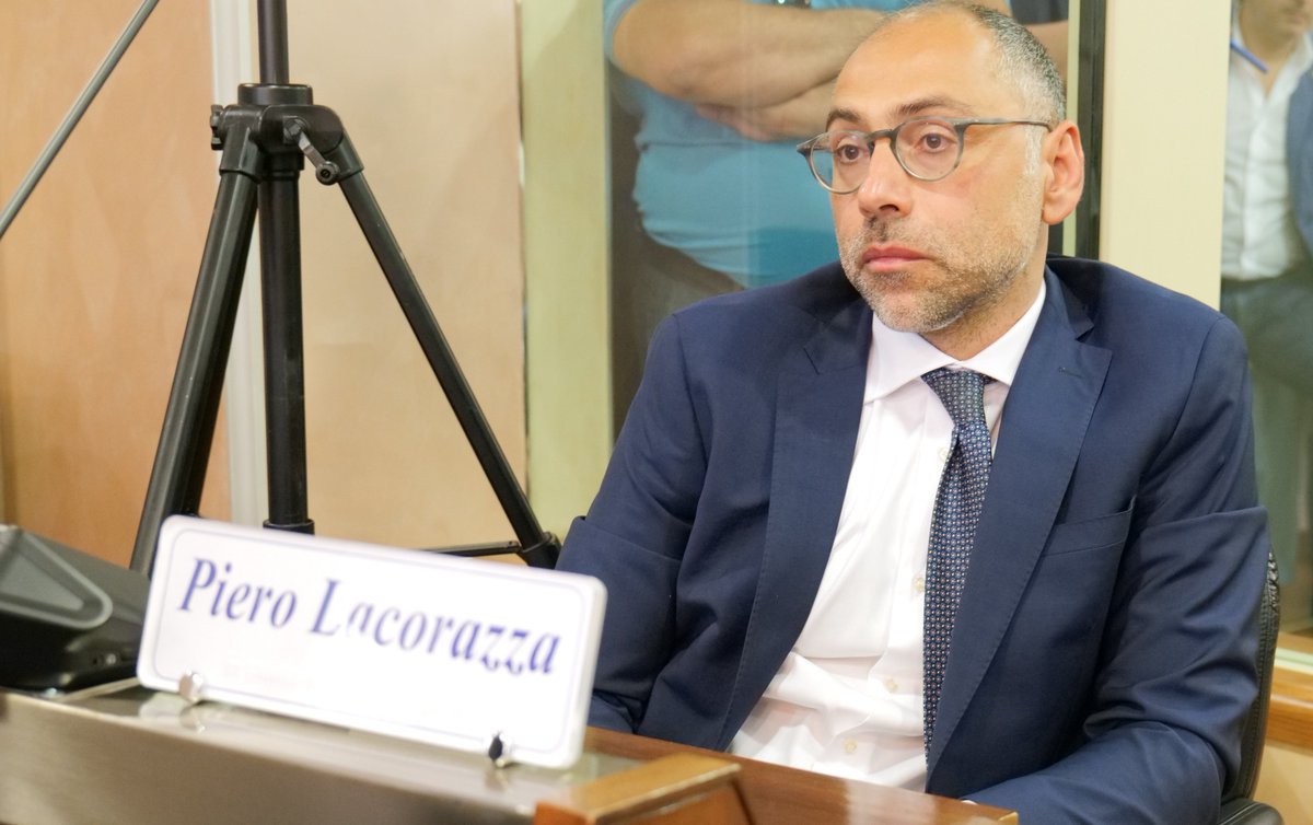 Centrale del Mercure, <a href="/pierolacorazza/">Piero Lacorazza</a>: Salvo il Piano Parco del Pollino
Il Capogruppo PD:Ci siamo fatti carico di tenere distinti Piano del Parco ed espressa deroga a Centrale del Mercure. Su nostra richiesta è stato ritirato l’atto che prevedeva la deroga
consiglio.basilicata.it/consiglioinfor…