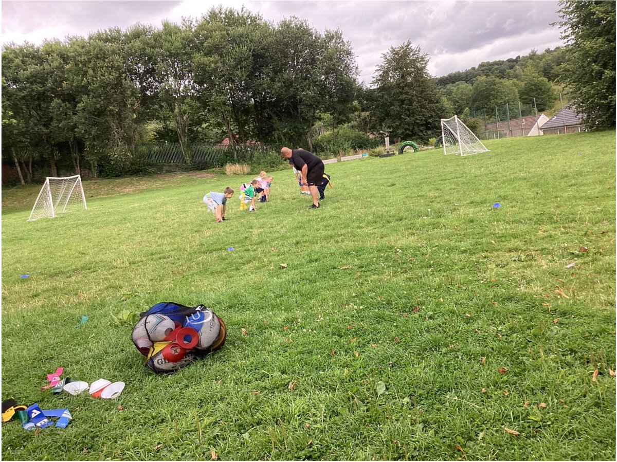 IA 2.1 - Well-being, care, support and guidance  Food and Fun Day 8- Flag Rugby Fun! 
The kids had an absolute blast today playing flag rugby – running, laughing, learning teamwork, and burning off all that energy in the best way!
No tackles, just tons of fun, speed, and skills