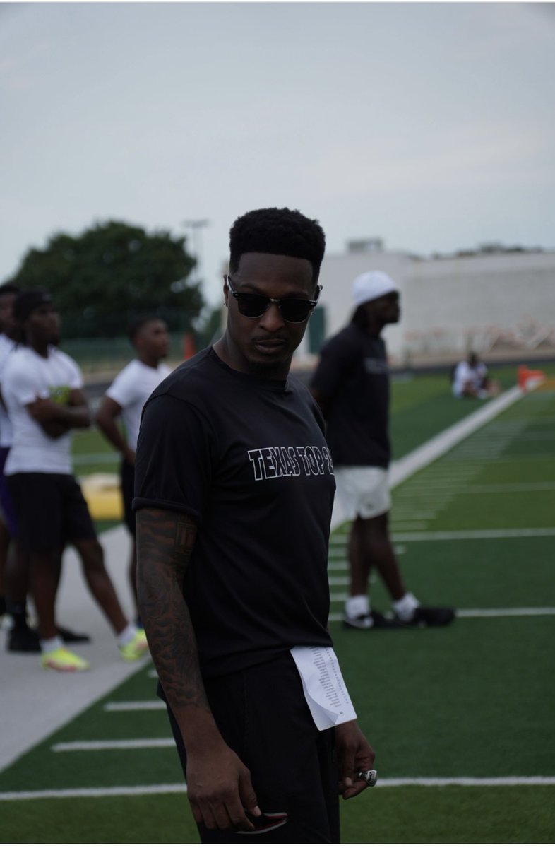 C.Thomas tweet media