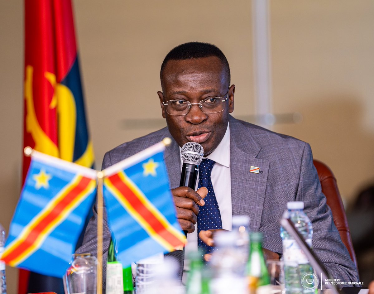 #RDC_ECONOMIE | 30.07.2025

Poursuivant sa mission économique à Luanda, le Vice-Premier ministre, ministre de l’Économie nationale, Daniel Mukoko Samba, a multiplié les rencontres ce mercredi 30 juillet 2025, à l’hôtel Intercontinental de Luanda.  

Pour cette deuxième journée,