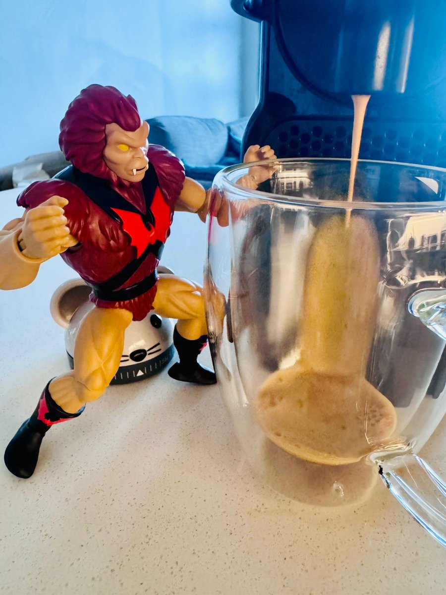 ToyclickCOZA's tweet photo. GRIZZLOR getting his Coffee KICK!! NOW ON SALE!
https://t.co/KoCGbxSWRF
.
.
.
.
#motu #grizzlor #mastersoftheuniversecollection #cartooncollections #actionfigures #toyclick https://t.co/nBrxDmMawO