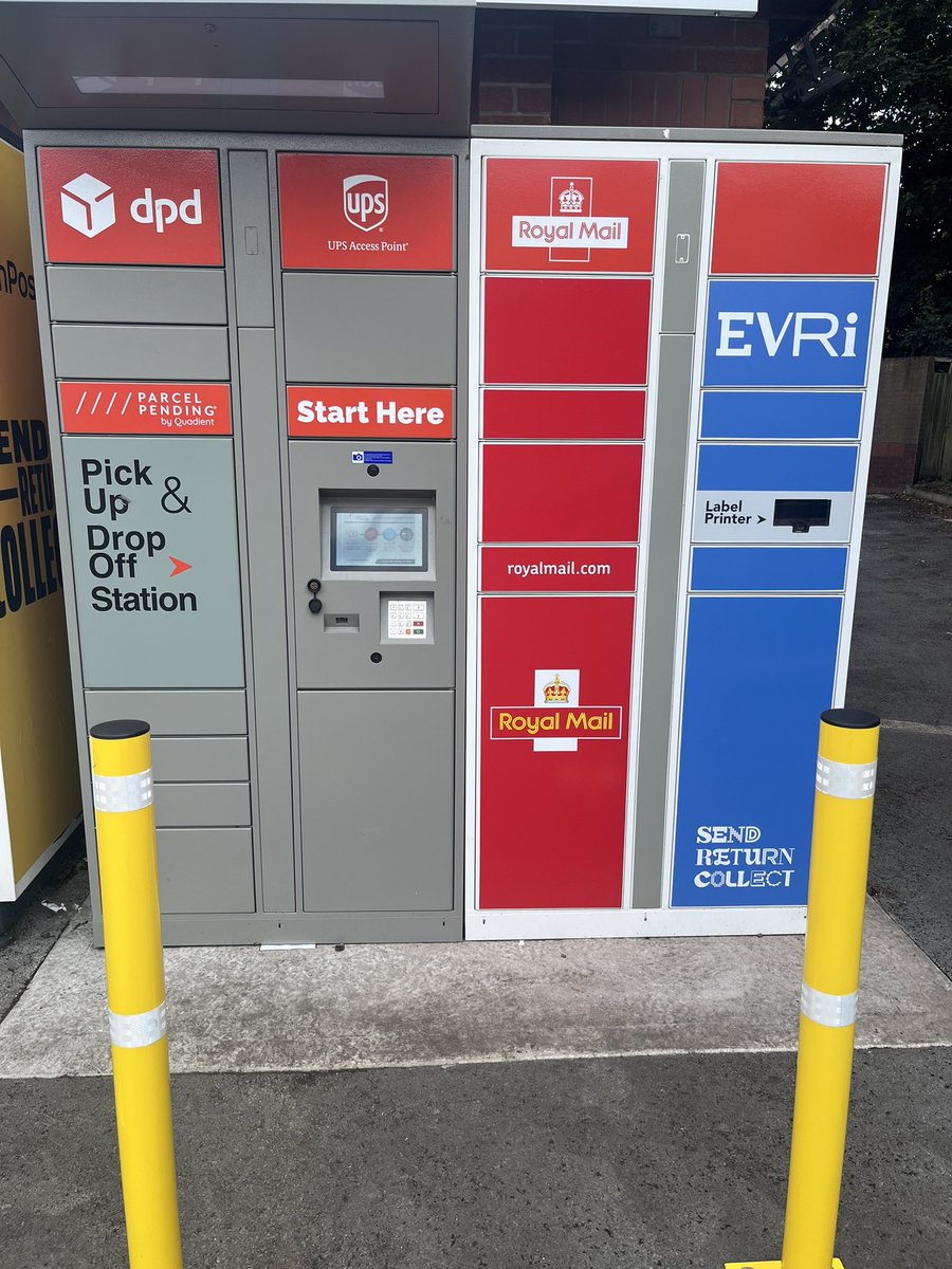 What’s the point of the <a href="/RoyalMail/">Royal Mail</a> lockers? Had a <a href="/vintedUK/">Vinted U.K.</a> parcel with a QR code, which it could scan, but no way to use the printer (no option to print at home either)…still had to go to the Post Office which is much more inconvenient