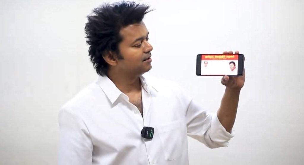 செயலியில் ஏதேனும் சந்தேகம் என்றால் எங்களுக்கு Call பண்ணுங்கடா அணில்ஸ்.... சொல்லி தாரோம்.😔