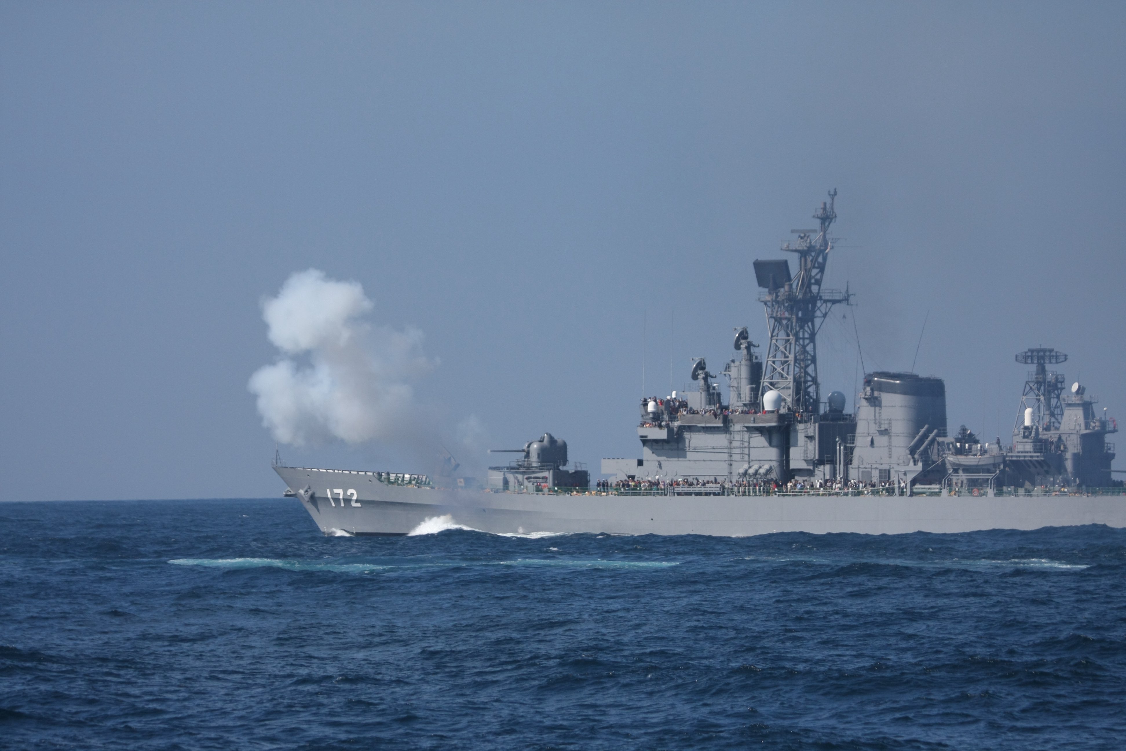 観艦式 - Search / X