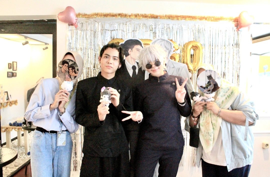 cattoruru's tweet photo. ✮⋆˙ moots ✮⋆˙

DANN YEAAHAHAHA AKHIRNYA AK MITAP SM KAK ZUKI TEMAN HEBOH LADS Q, KK JOKI Q @xyzwoozz 😭❤️ LOVV BGT SM KAKAK KU SATU ENIH YG DATENG DEMI AK ((AVV :3)) mana bawa freebies handmade yg full effort itu, KAPAN² WAJIPP MITAPP LG KITA KACK 😌🫰 https://t.co/zFxzh1wXuS