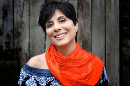 Come join us tonight at 7:00 inside the Village Center for a night of blues with award-winning singer/songwriter Laura Baron.