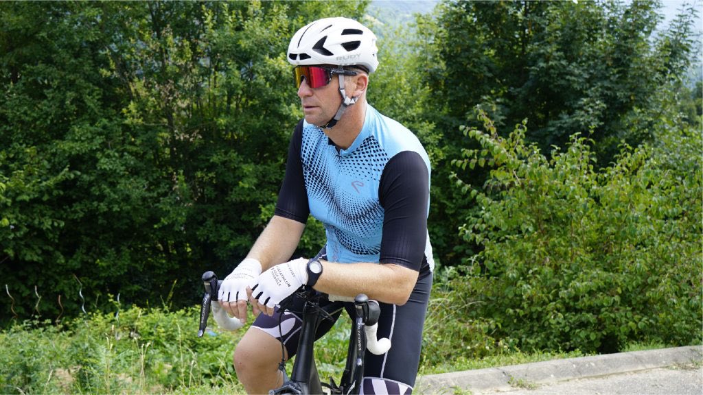 puls_agency's tweet image. 🧠💨 Philippe a testé le casque Égos de Rudy Project pou PÜLS Média !

✔️ Léger
✔️ Confort au top
🌬️ Ventilation… perfectible

#RudyProject #EgosHelmet #TestMatos #Cyclisme #PULSMedia #CasqueVélo

puls-agency.com/casque-egos-ru…