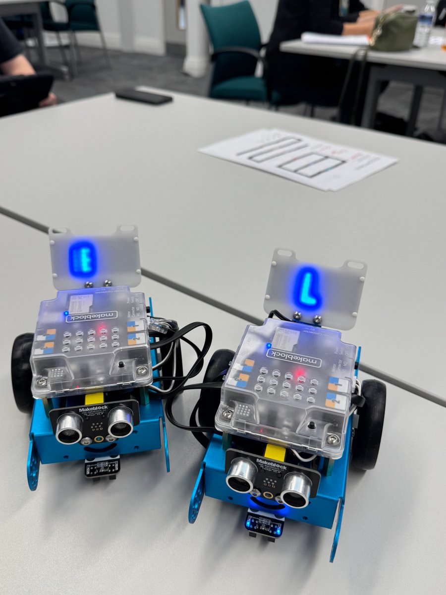 Thanks to Creative Hut for another great training session on our STEM kit, this time for the Millennium Point Trust Team and GBSIoT Hub Team.

Find out more about our free for hire STEM kit at: gbsiot.ac.uk/wp-content/upl…