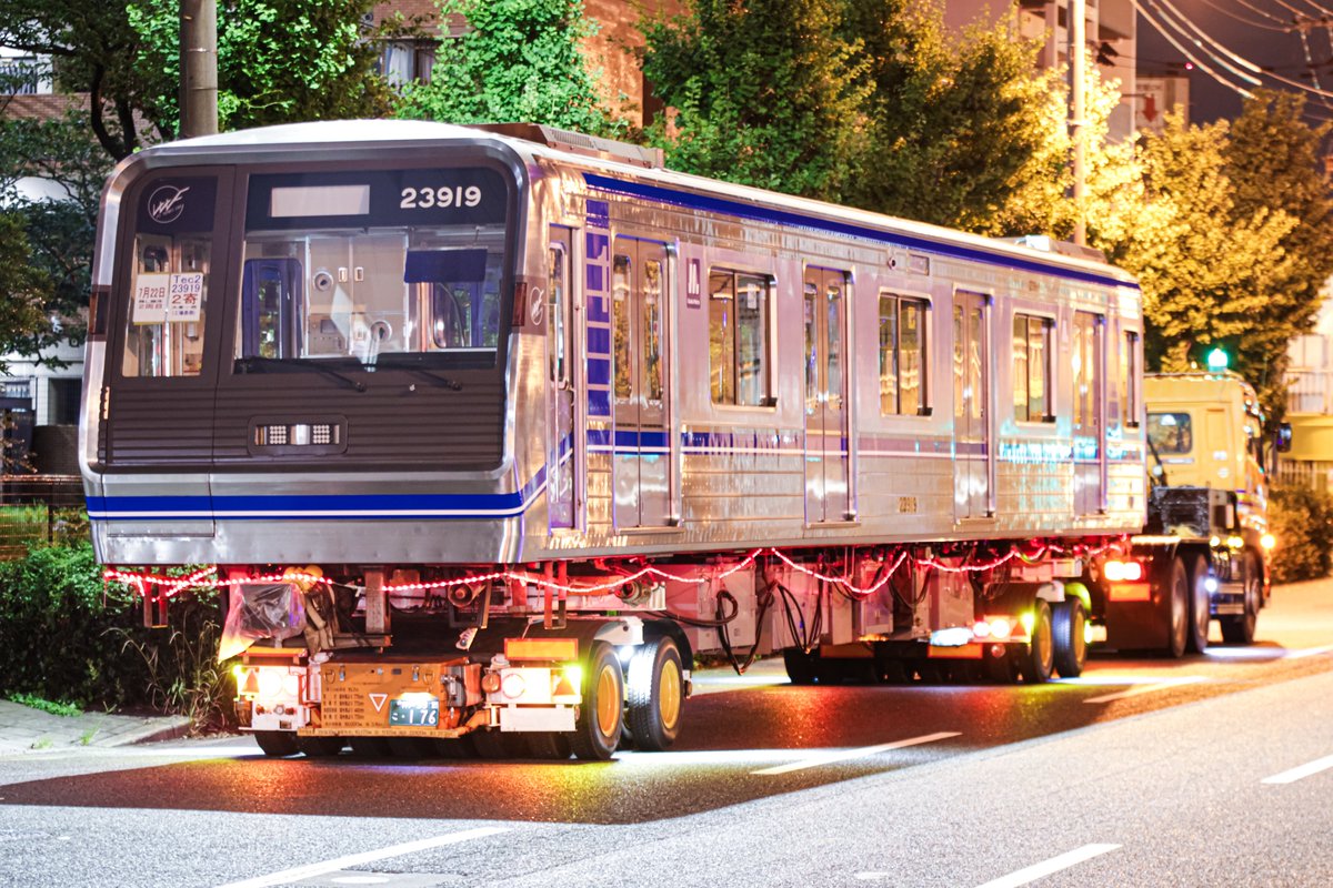 大阪メトロ四ツ橋線23619×6がリニューアル改造工場を終え帰還。 続いて