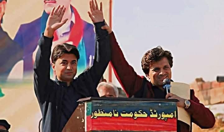Zafar Ullah Wazir (@zafaro07_) on Twitter photo باجوڑ نے گل ظفر خان (<a href="/gulzafarkhan/">Gul Zafar Khan</a>) کے ساتھ بہت زیادتی کی تھی، اور آج اکیلا یہ مرد مجاہد باجوڑ کا مقدمہ لڑ رہا ہے۔ آج باجوڑ کو اپنی غلطی پر پچھتا رہے ہوں گے۔ باجوڑ نے گل ظفر خان (<a href="/gulzafarkhan/">Gul Zafar Khan</a>) کے ساتھ بہت زیادتی کی تھی، اور آج اکیلا یہ مرد مجاہد باجوڑ کا مقدمہ لڑ رہا ہے۔ آج باجوڑ کو اپنی غلطی پر پچھتا رہے ہوں گے۔