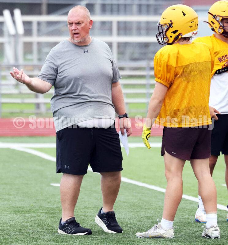 ICYMI ...

FOOTBALL: Commins likes progress he sees at Ross despite recent records: 'The program's pretty daggone healthy' ... Rick Cassano's comprehensive feature with comments from Kenyon Commins and Brandt Kugler, plus 22 professional practice photos with captions