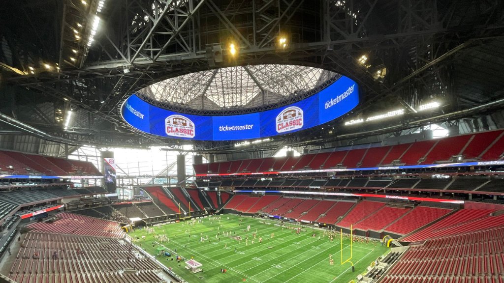Corky Kell + Dave Hunter Classic (@corkykell) on Twitter photo Hebron Christian and North Atlanta to meet for first time in the Corky Kell & Dave Hunter Classic
✍️: <a href="/thorogood_will/">Will Thorogood</a>
🔗: scoreatl.com/stories/hebron… Hebron Christian and North Atlanta to meet for first time in the Corky Kell & Dave Hunter Classic
✍️: <a href="/thorogood_will/">Will Thorogood</a>
🔗: scoreatl.com/stories/hebron…
