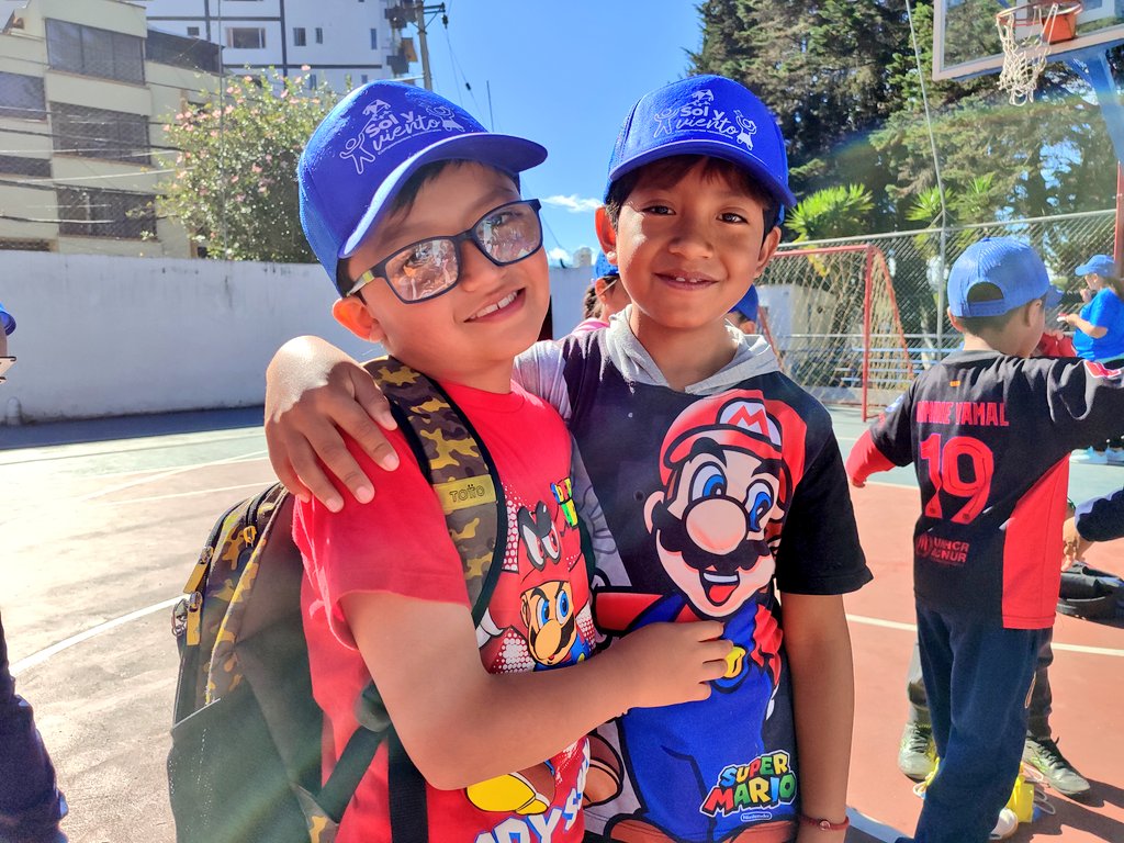 DeporteQuito's tweet photo. 🪁 #DeporteQuito | ¡Un, dos, tres, el cuerpo se mueve!
Con la alegría que nos traen los niños y niñas del vacacional #SolyViento que se desarrolla en las instalaciones del Centro Deportivo Metropolitano Iñaquito, iniciamos está mañana con mucho movimiento.
#QuitoRenace https://t.co/NPhqAvkDc1